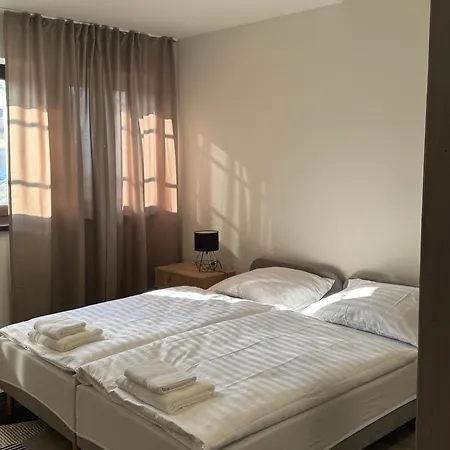 Bed & Breakfast Nostalgia Restaurant & 3*