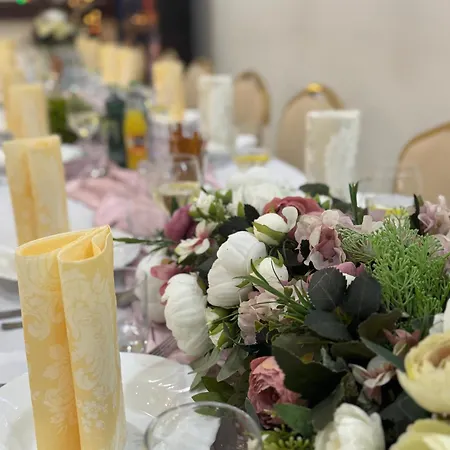 Nostalgia Restaurant & Bed & Breakfast