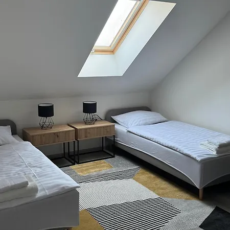 Bed & Breakfast Nostalgia Restaurant & 3*