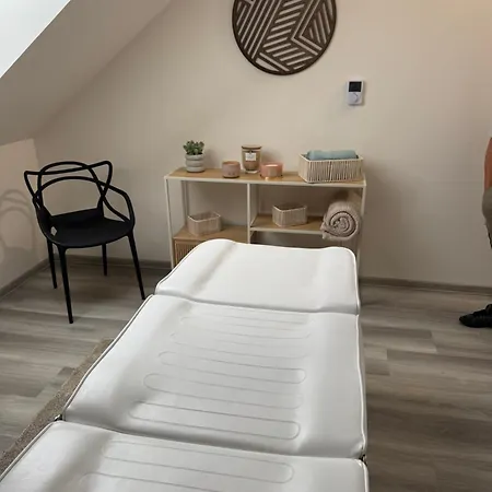 Bed & Breakfast Nostalgia Restaurant & 3*